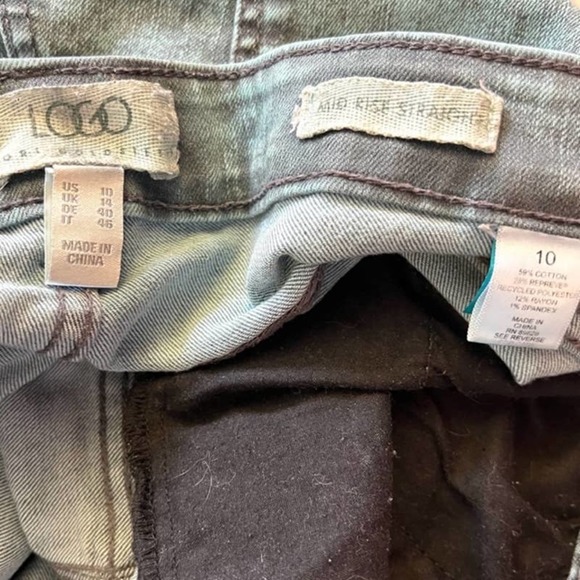 QVC LOGO TEAL GREEN ACID WASH MID RISE STRAIGHT CROPPED FRAYED JEANS SIZE 10 - Picture 9 of 9